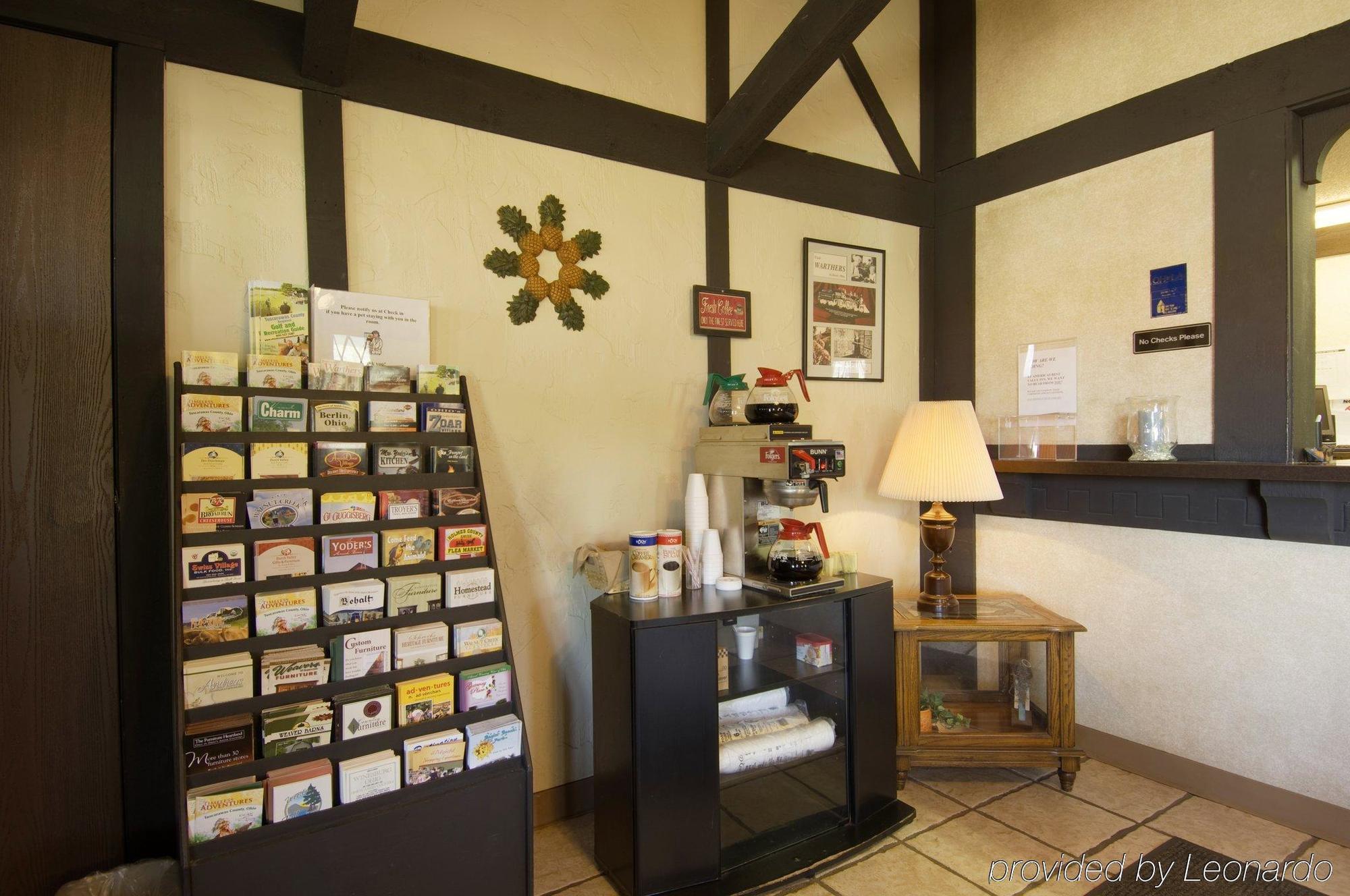 Dover Inn And Suites Interior photo